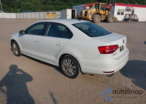 2015 Volkswagen Jetta 1.8T Se из США, поврежденный, VIN 3VWD17AJ4FM312923